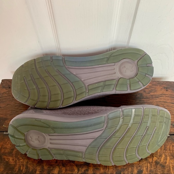 Under Armour Charged Mens Shoe - Picture 7 of 7